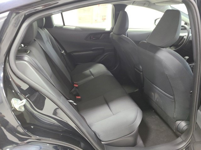 Certified 2025 Toyota Prius LE FWD image 12