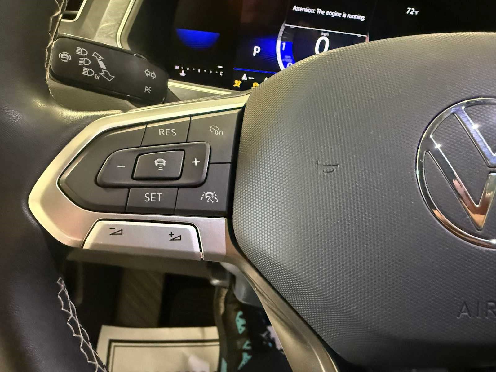 Certified 2023 Volkswagen Tiguan SE FWD image 30