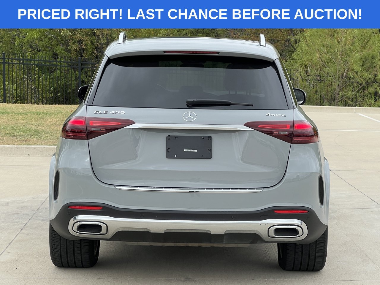Used 2025 Mercedes-Benz GLE 450 4MATIC w/ AMG Line Exterior image 5
