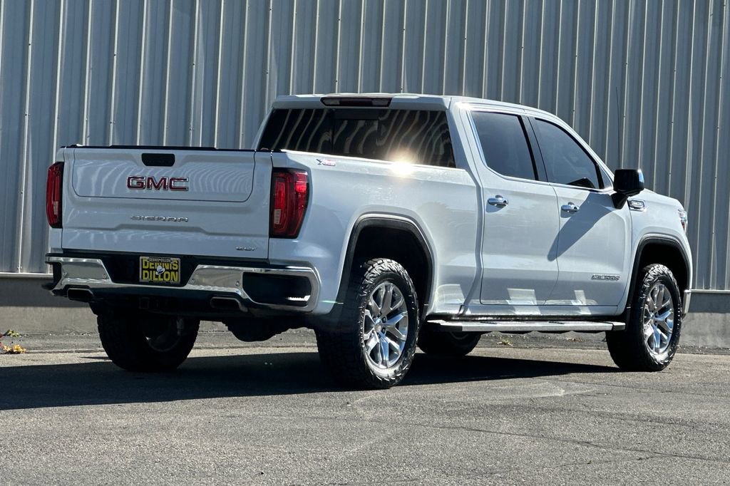 Used 2021 GMC Sierra 1500 SLT w/ SLT Premium Plus Package AWD/4WD image 4