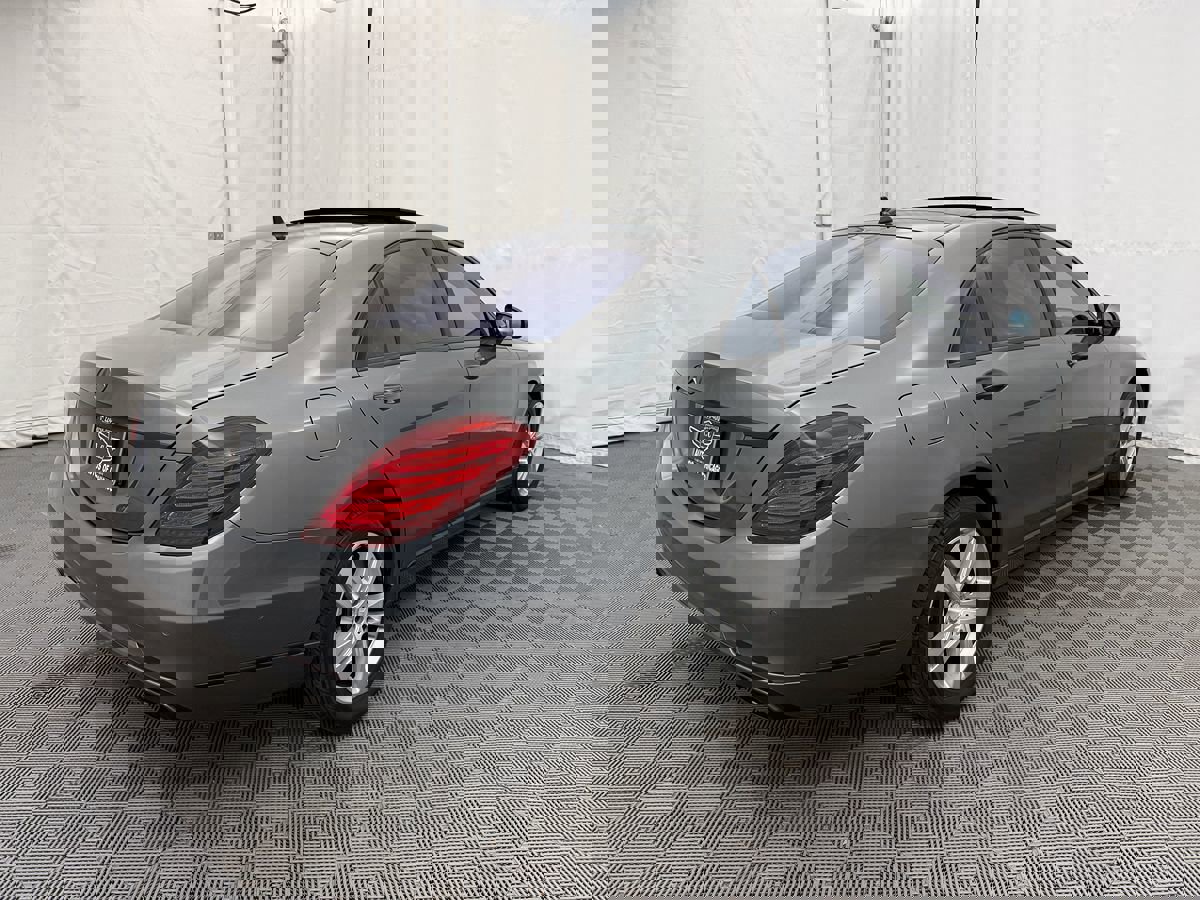 Used 2017 Mercedes-Benz S 550 4MATIC Sedan image 5