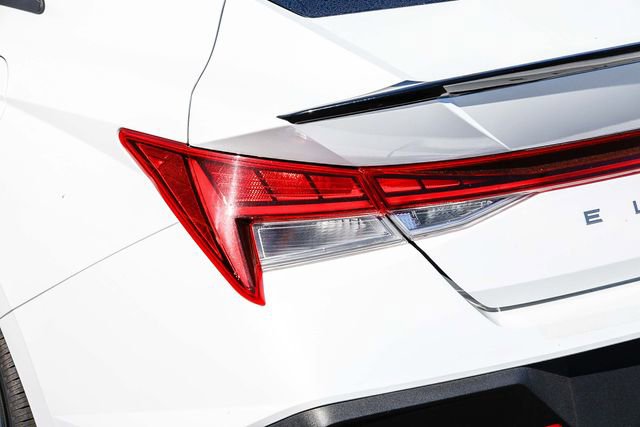 New 2025 Hyundai Elantra SEL image 10