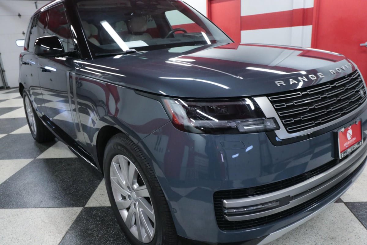 Used 2024 Land Rover Range Rover SE AWD/4WD image 35