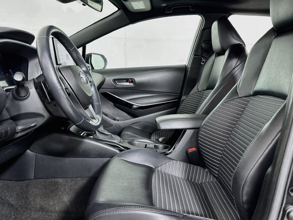 Used 2023 Toyota Corolla XSE w/ Carpet Mat Package (TMS) FWD image 9