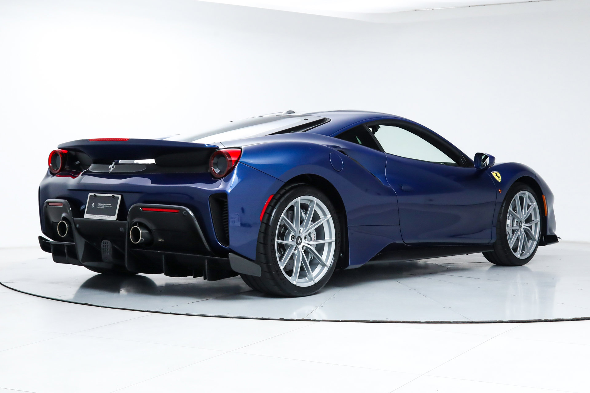 Certified 2020 Ferrari 488 Pista image 4