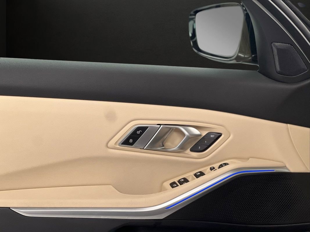 Used 2021 BMW 330i xDrive Sedan w/ Convenience Package image 43