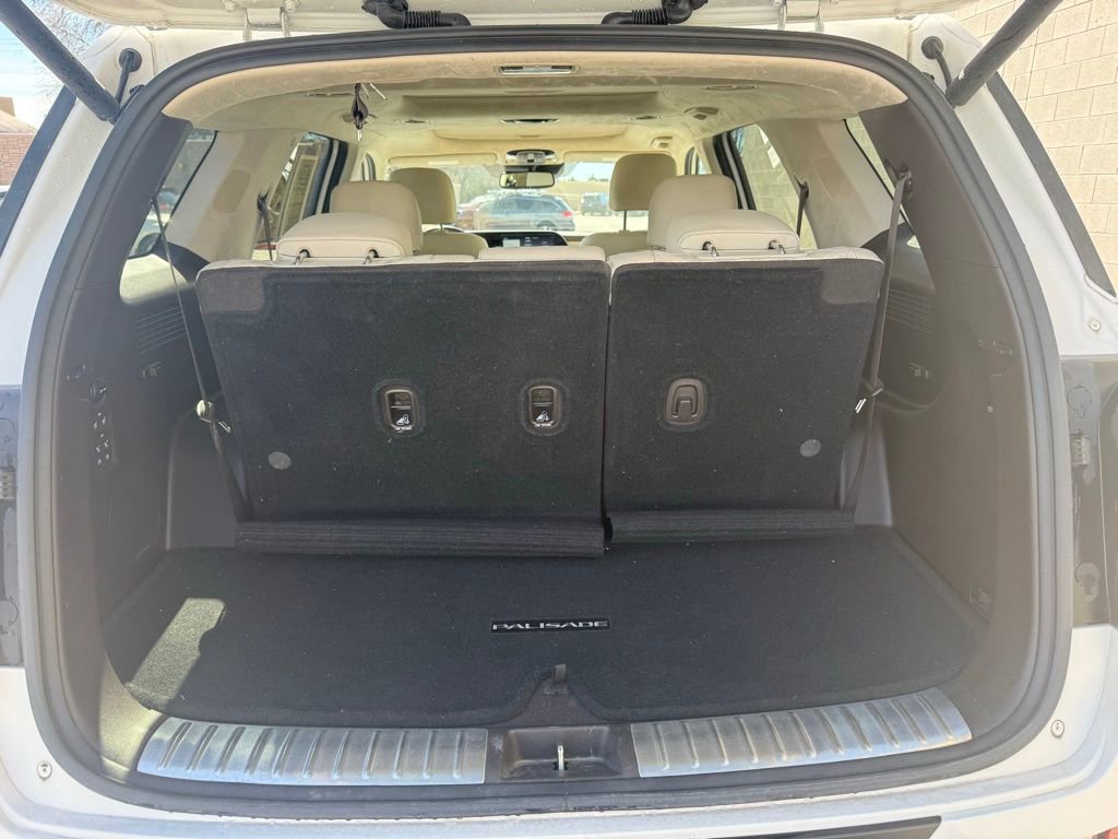 Used 2021 Hyundai Palisade Calligraphy image 32