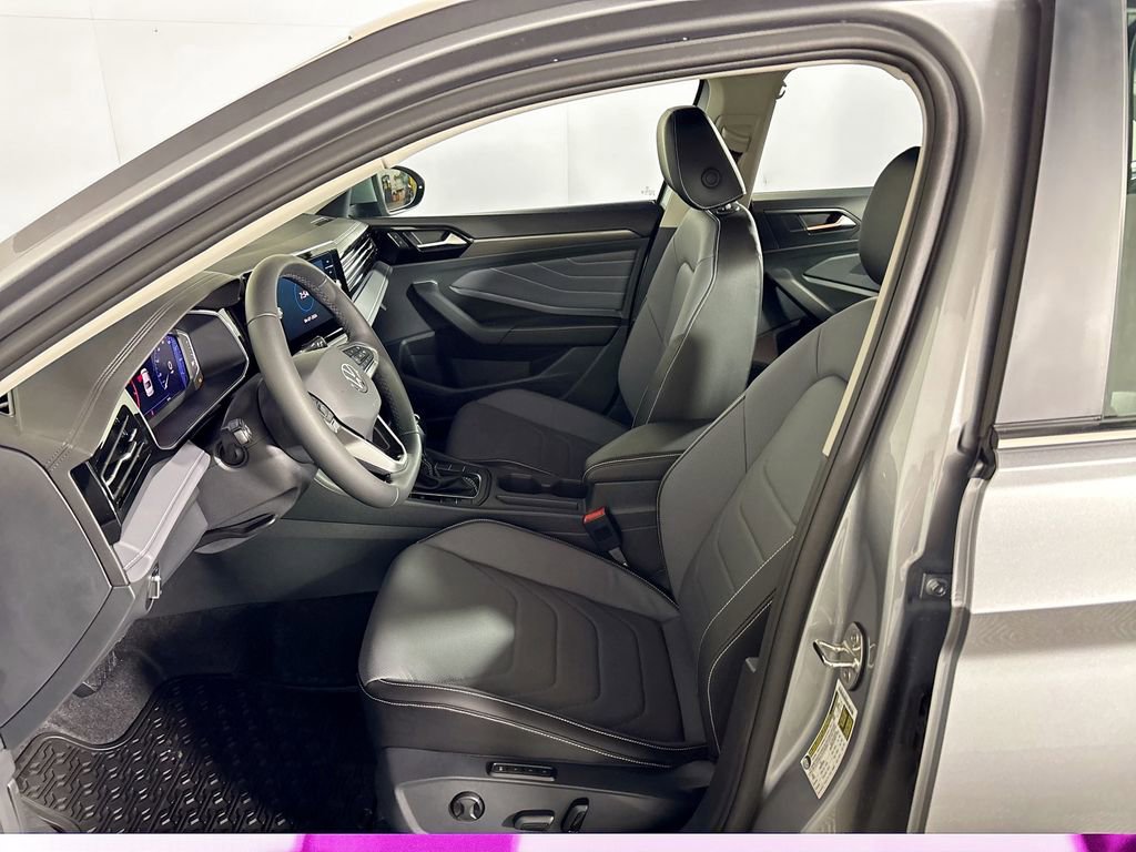 New 2026 Volkswagen Jetta SEL image 11