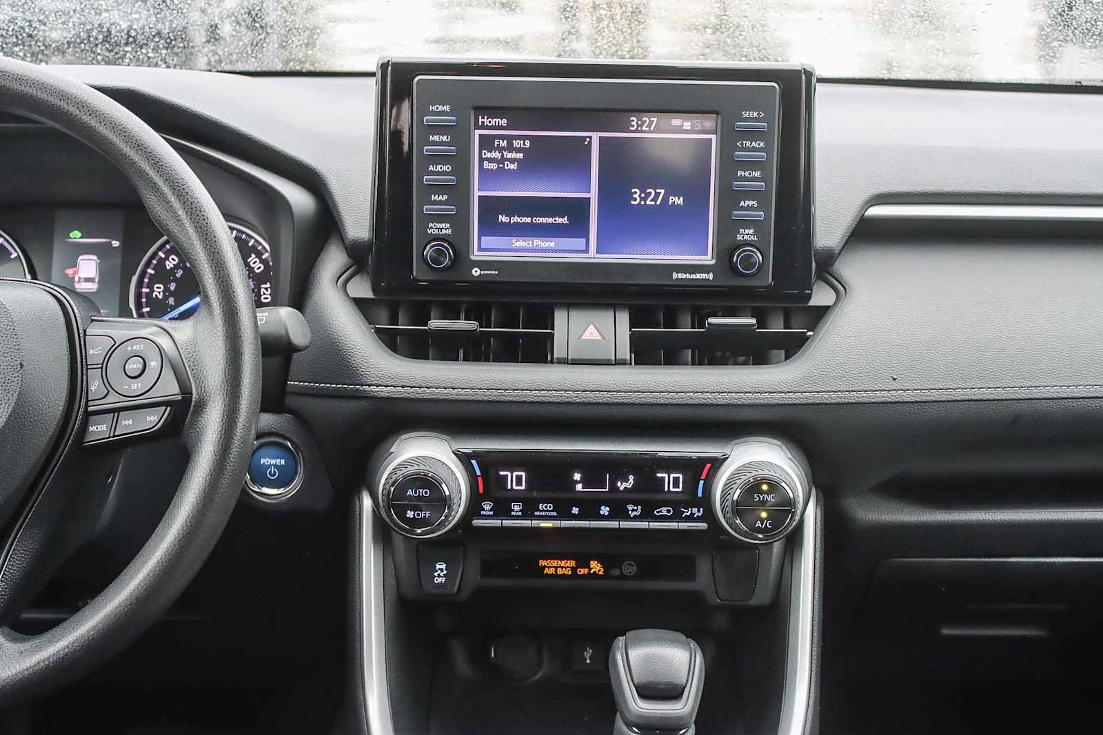 Used 2021 Toyota RAV4 XLE image 9