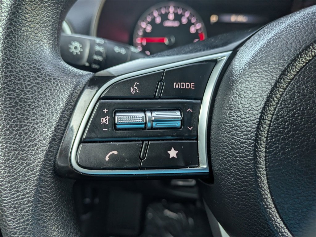 Used 2022 Kia Forte LXS image 17