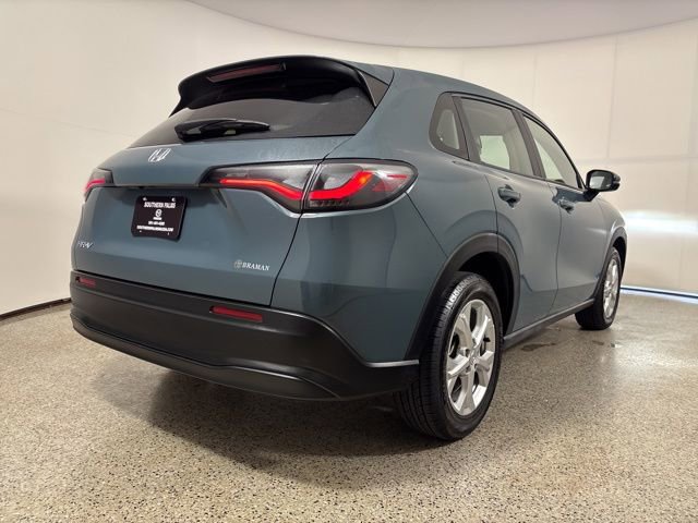 Used 2023 Honda HR-V LX image 6