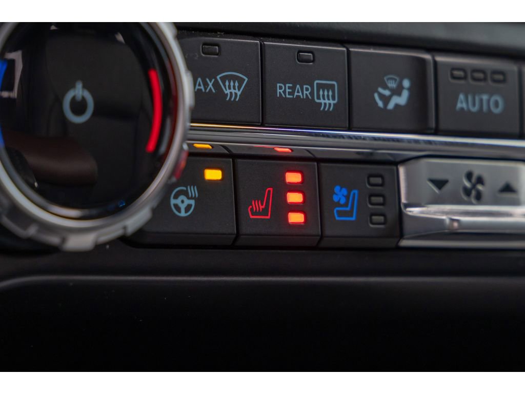 Used 2023 Ford F150 Lariat w/ Equipment Group 502A High image 28