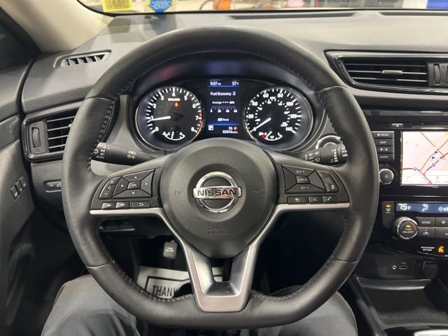 Used 2018 Nissan Rogue SV w/ Premium Package AWD/4WD image 6