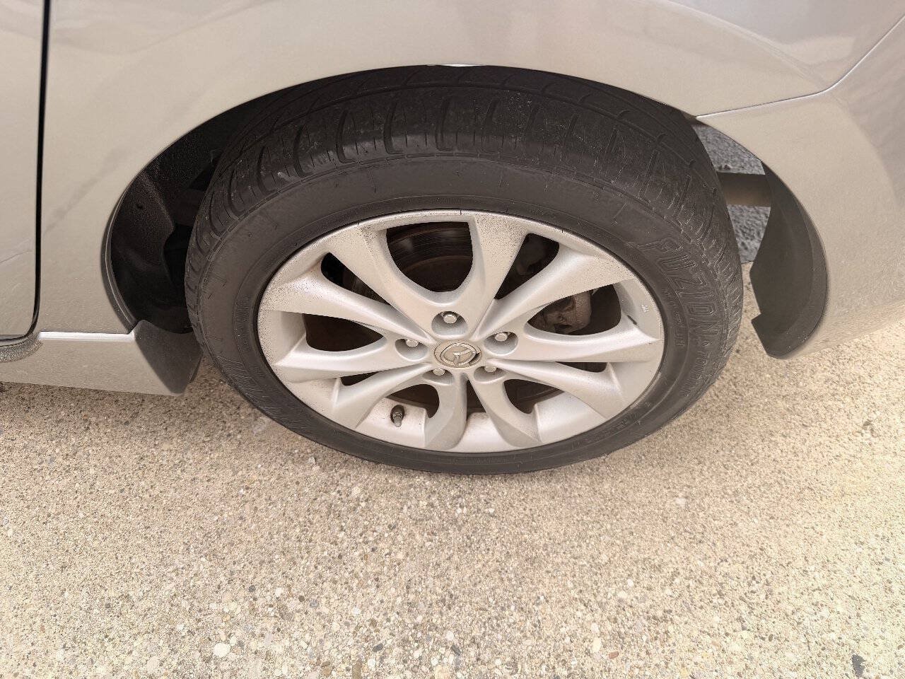 Used 2010 MAZDA MAZDA3 s Sport FWD image 32