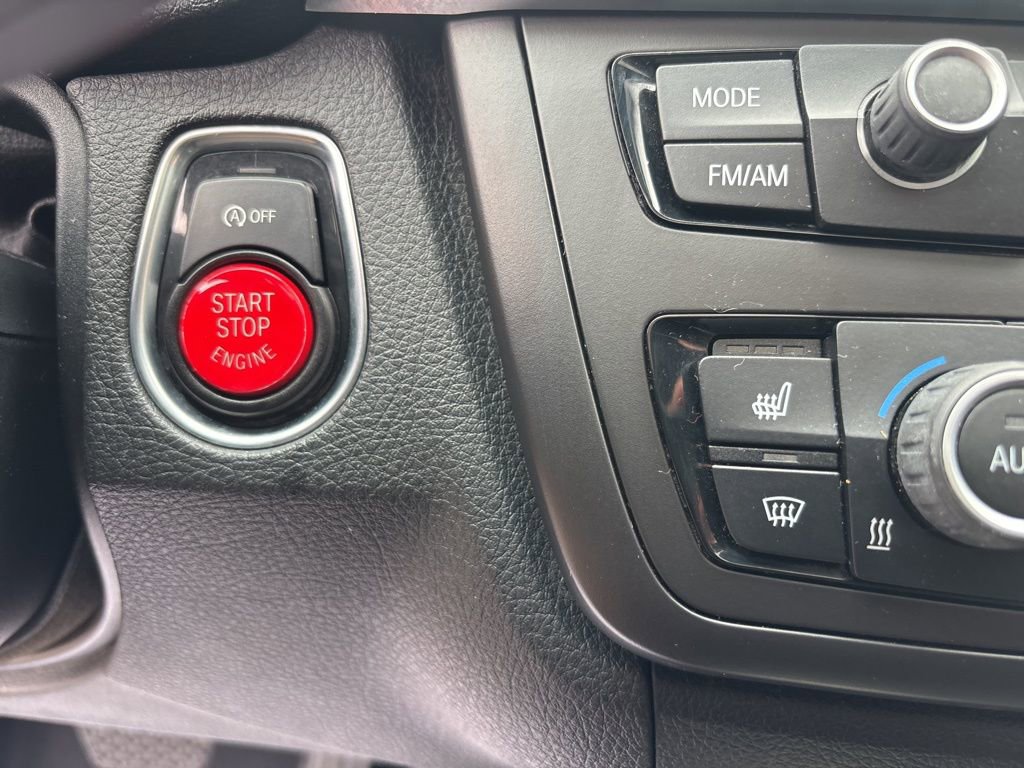 Used 2013 BMW 335i xDrive Sedan image 22