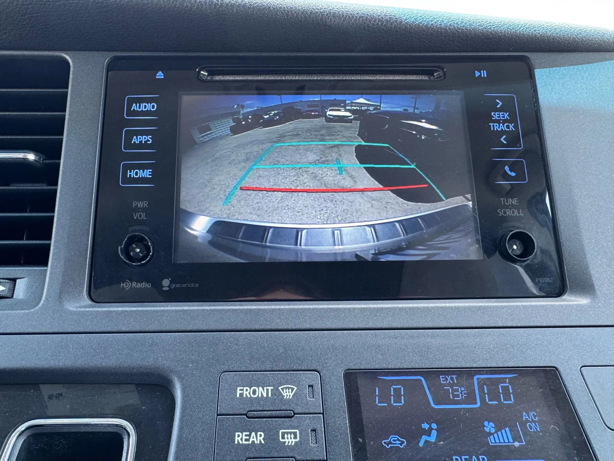 Used 2015 Toyota Sienna LE image 15