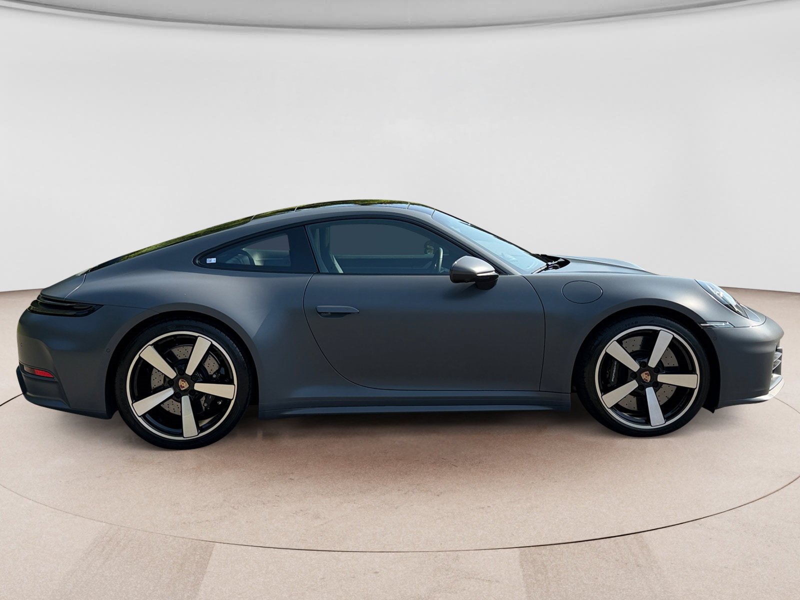 Used 2025 Porsche 911 Carrera S RWD image 6