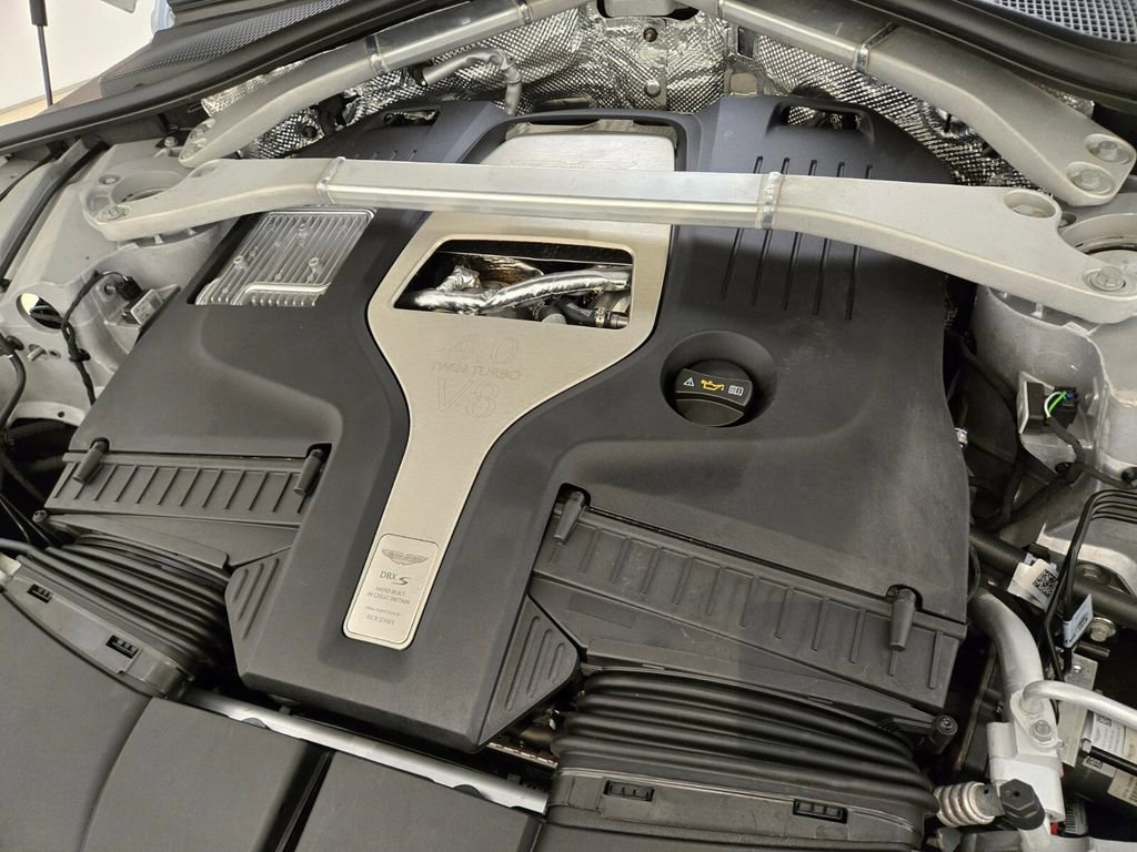 New 2026 Aston Martin DBX S image 28