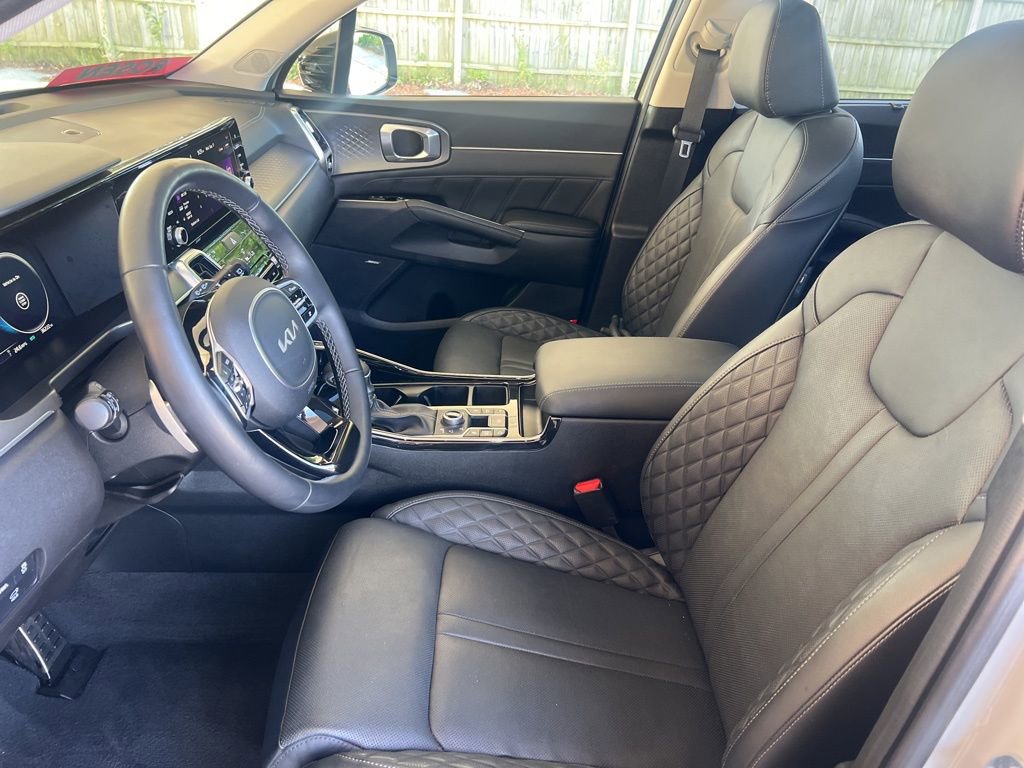 Certified 2023 Kia Sorento SX image 4