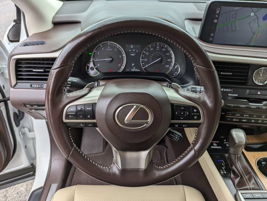 Used 2020 Lexus RX 350L Premium w/ Premium Package AWD/4WD image 16