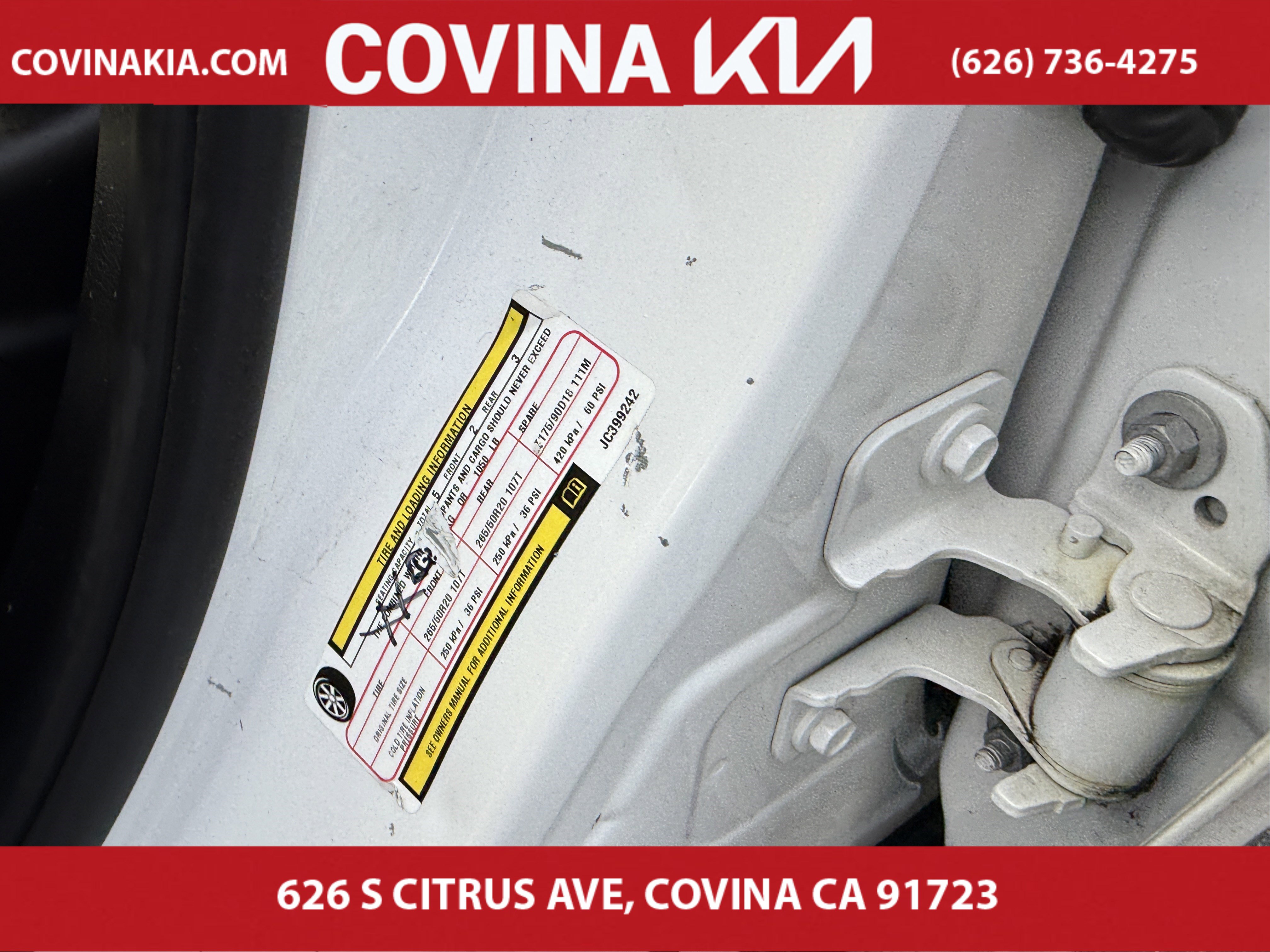 Used 2018 Jeep Grand Cherokee Laredo image 32