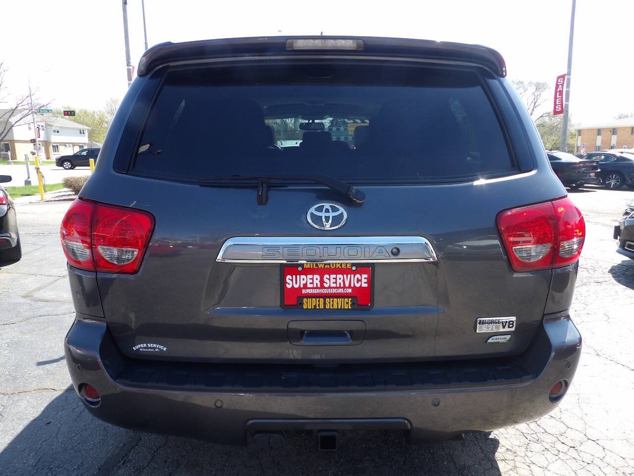 Used 2014 Toyota Sequoia Limited AWD/4WD image 4