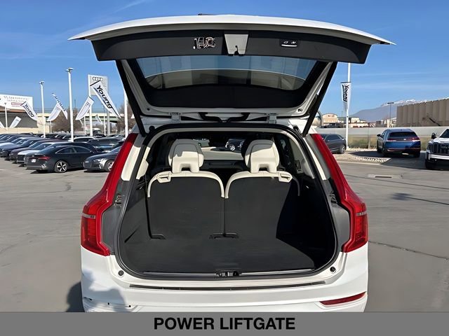 Used 2020 Volvo XC90 T6 Momentum image 13