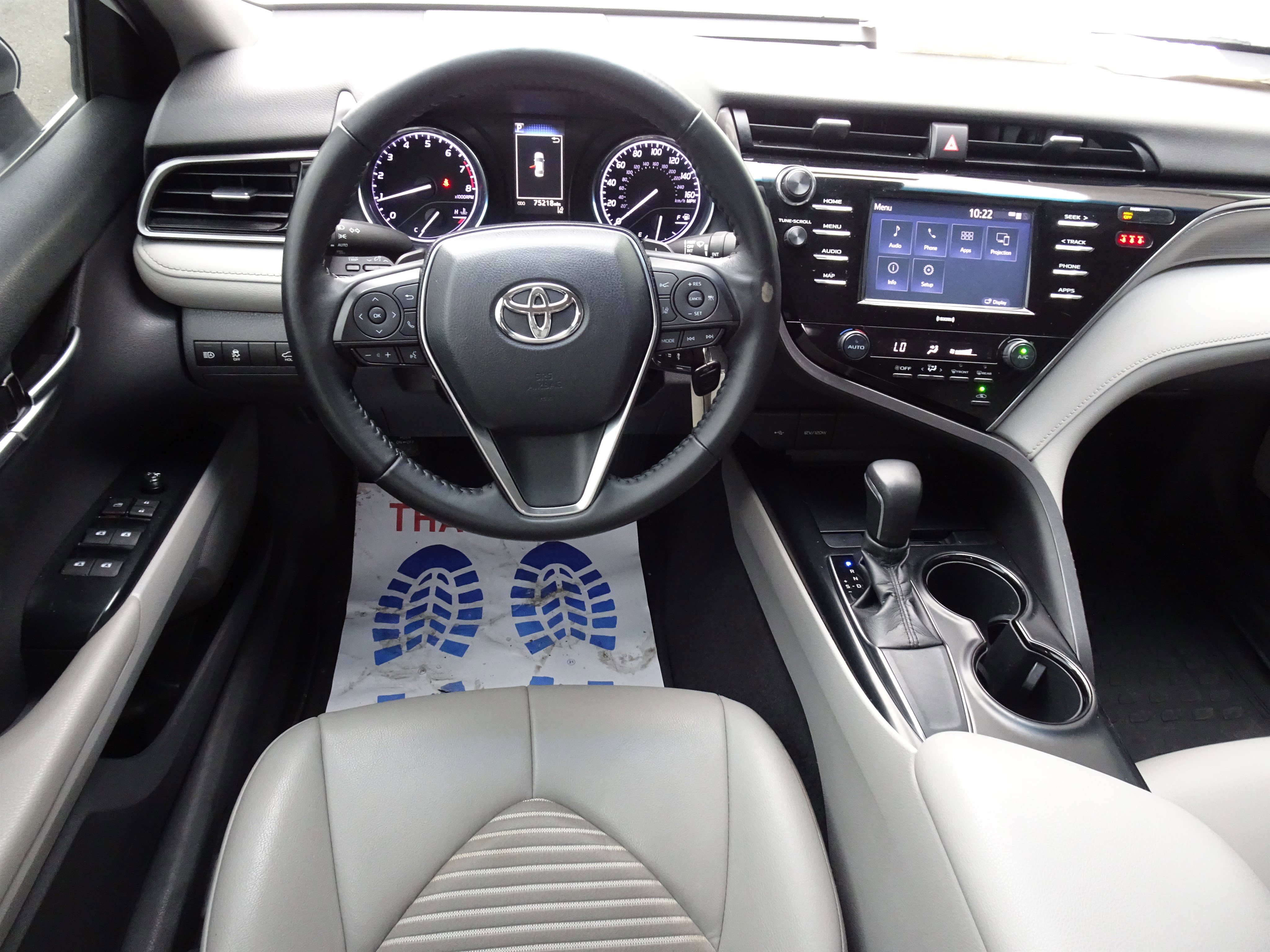 Used 2020 Toyota Camry SE image 13