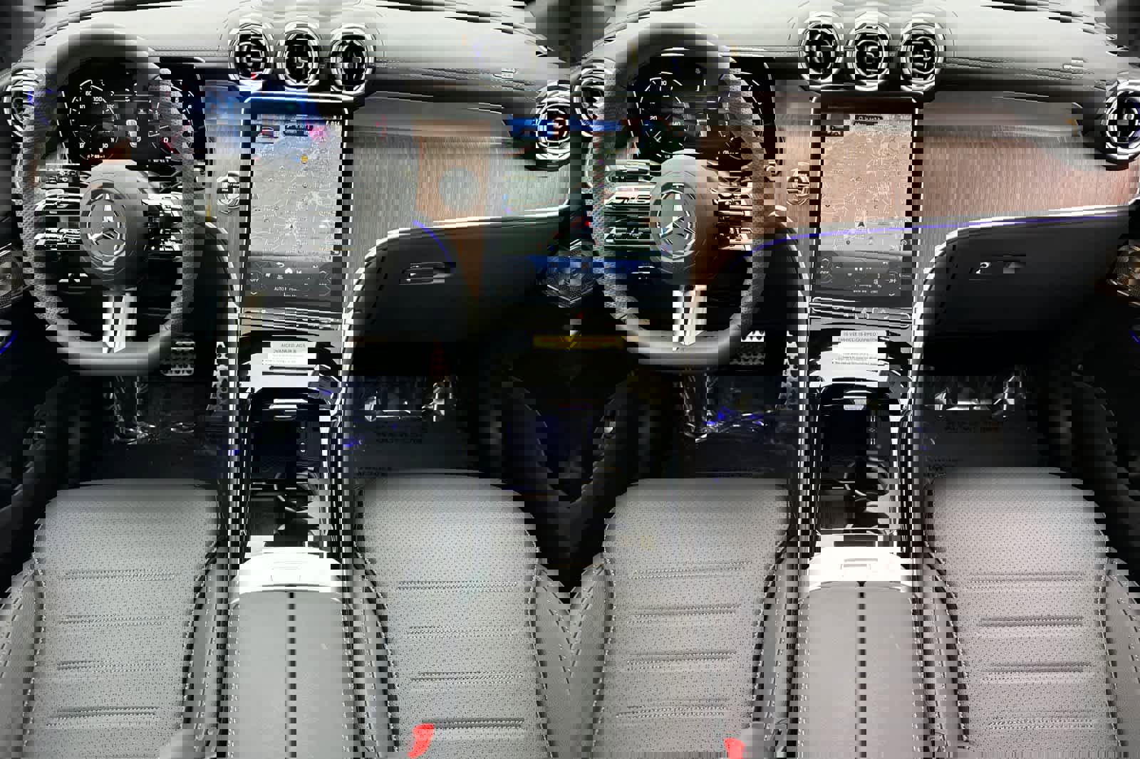 New 2026 Mercedes-Benz GLC 300 image 12