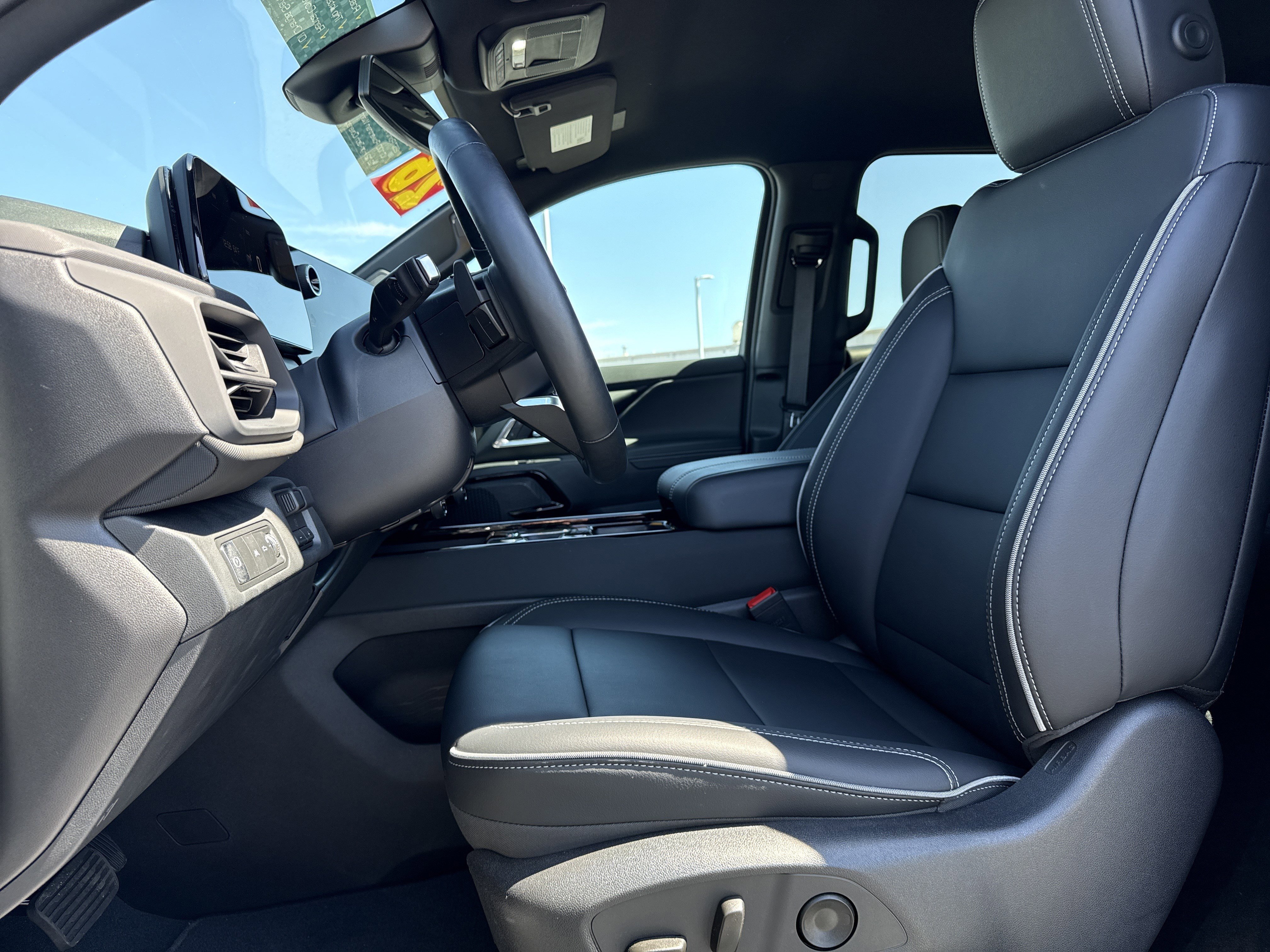 Used 2026 Chevrolet Silverado EV LT image 16