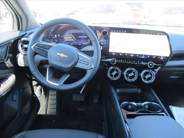 New 2025 Chevrolet Blazer EV LT image 13