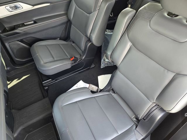 New 2026 Ford Explorer Active w/ Active Comfort Package image 25
