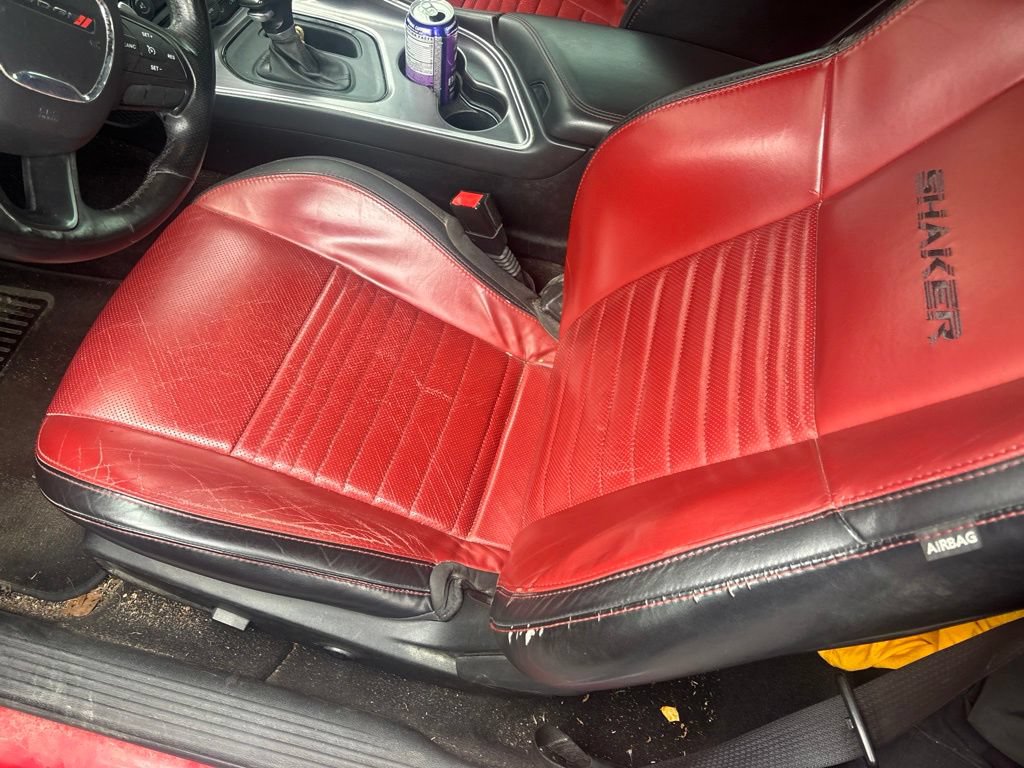 Used 2015 Dodge Challenger R/T Plus RWD image 2