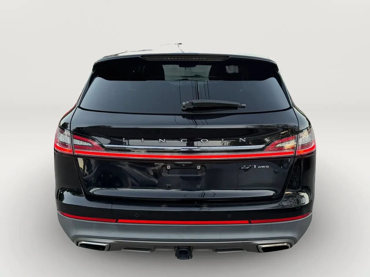 Used 2019 Lincoln Nautilus Reserve w/ Ultimate Package AWD/4WD image 4