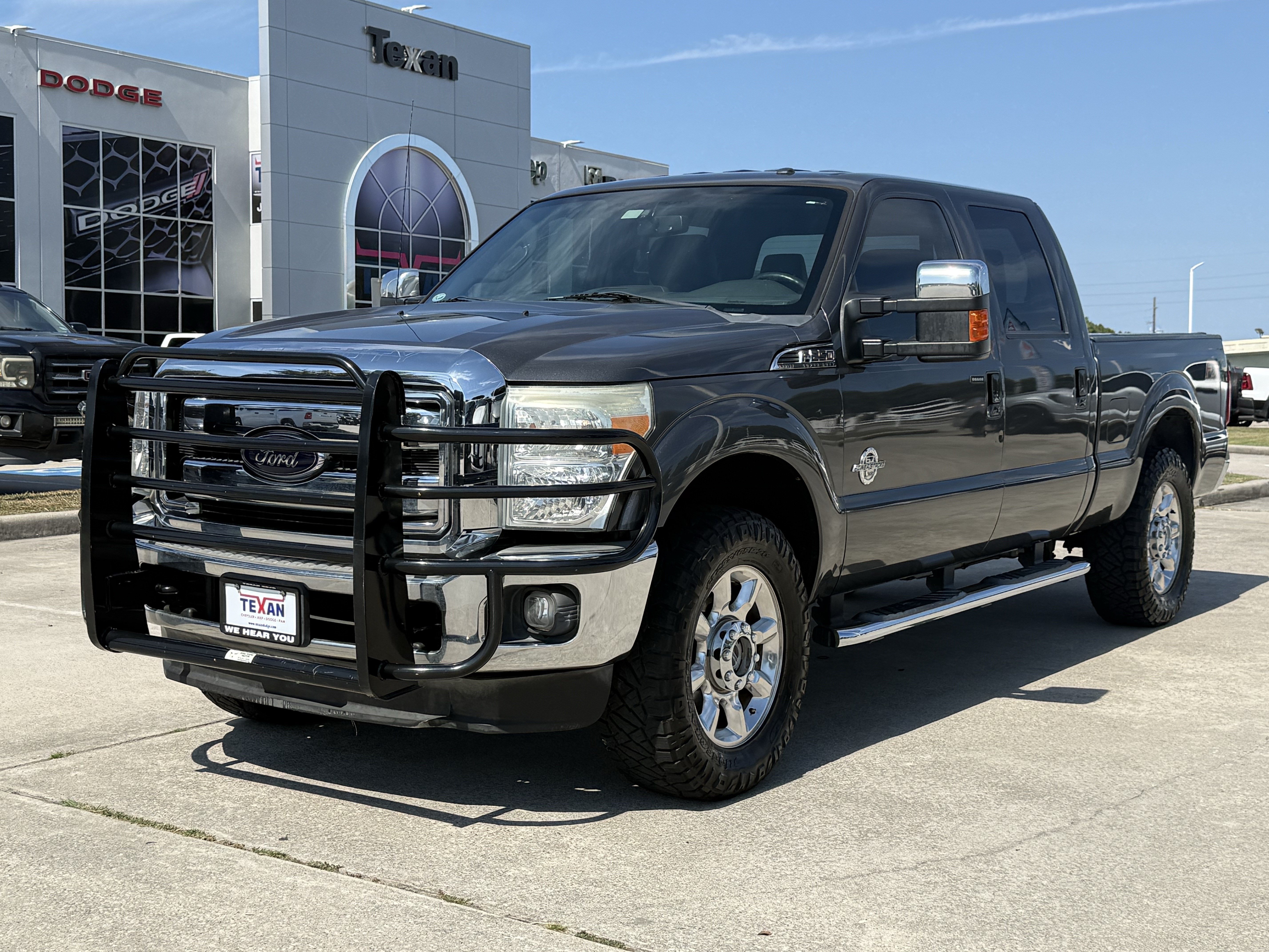 Used 2015 Ford F250 Lariat w/ Lariat Interior Package AWD/4WD image 9