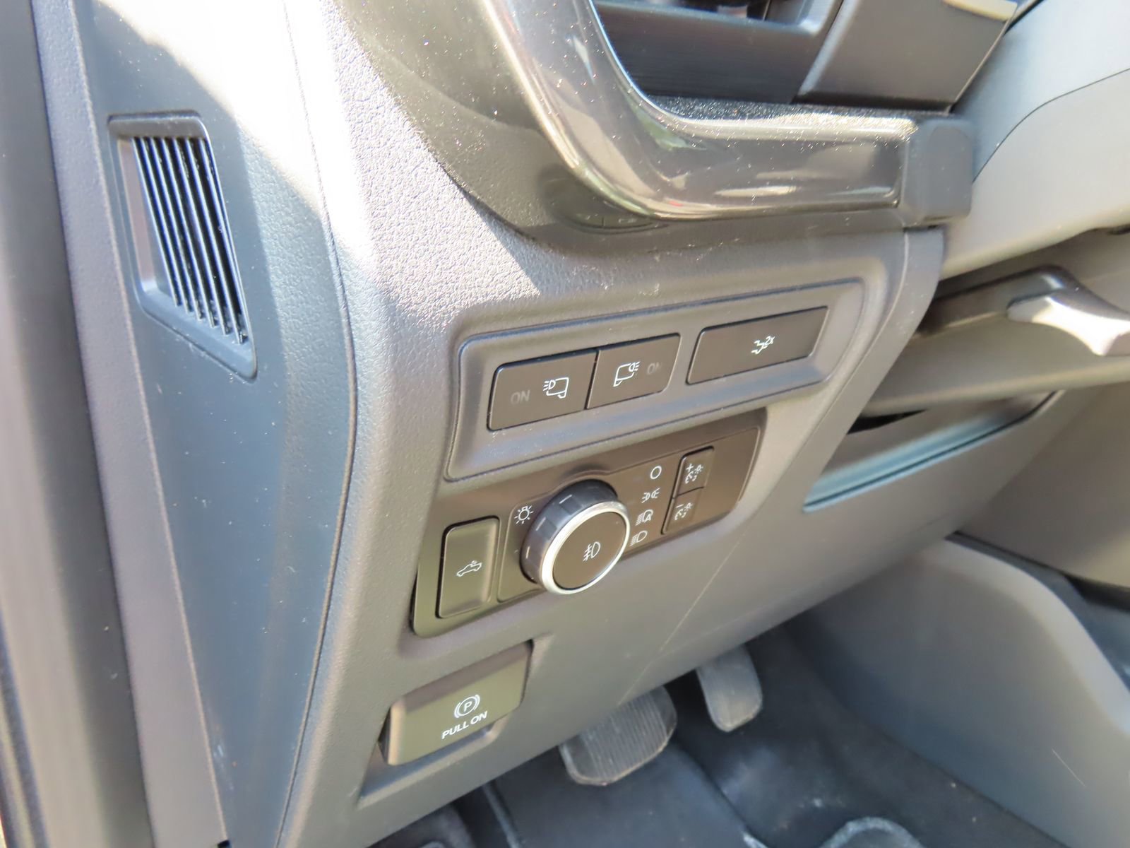 Used 2023 Ford F150 XLT w/ Equipment Group 302A High image 16