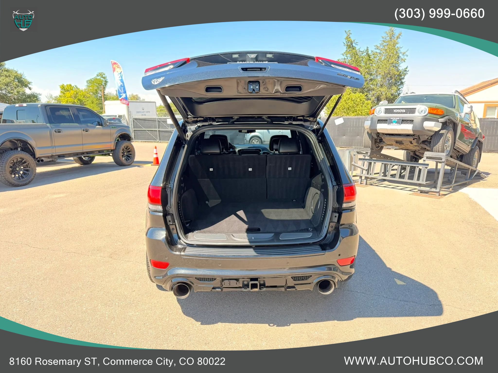 Used 2015 Jeep Grand Cherokee SRT w/ Trailer Tow Group IV AWD/4WD image 6