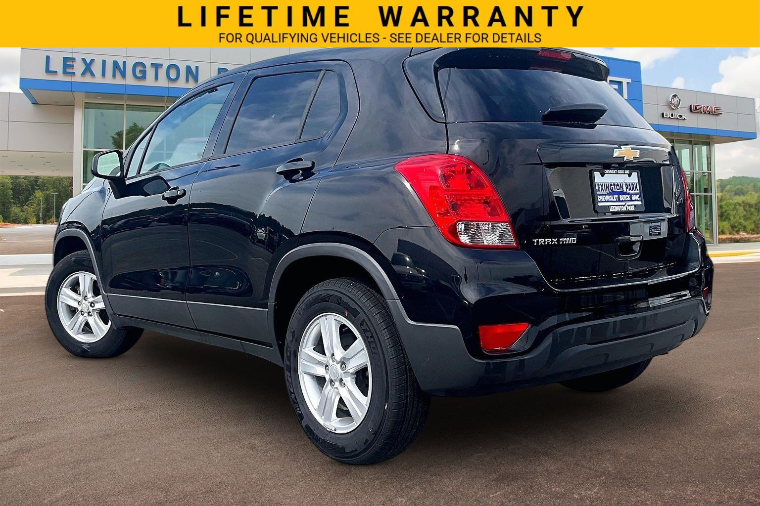 Used 2020 Chevrolet Trax LS w/ Tint and Cruise Package AWD/4WD image 3
