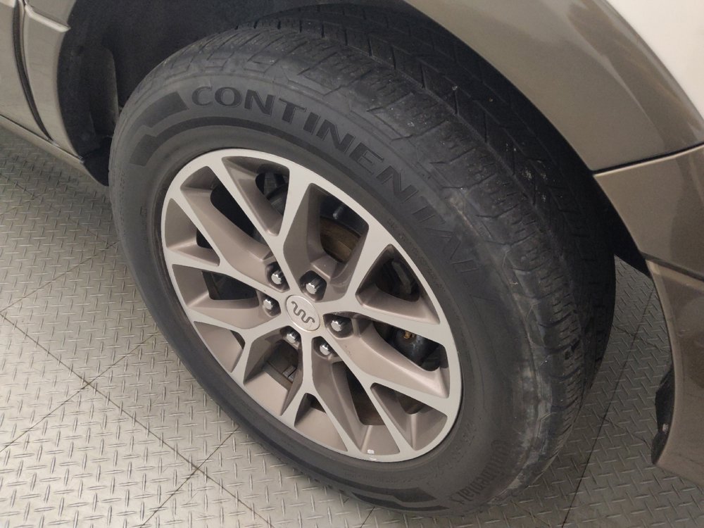 Used 2017 Ford Expedition King Ranch RWD image 31