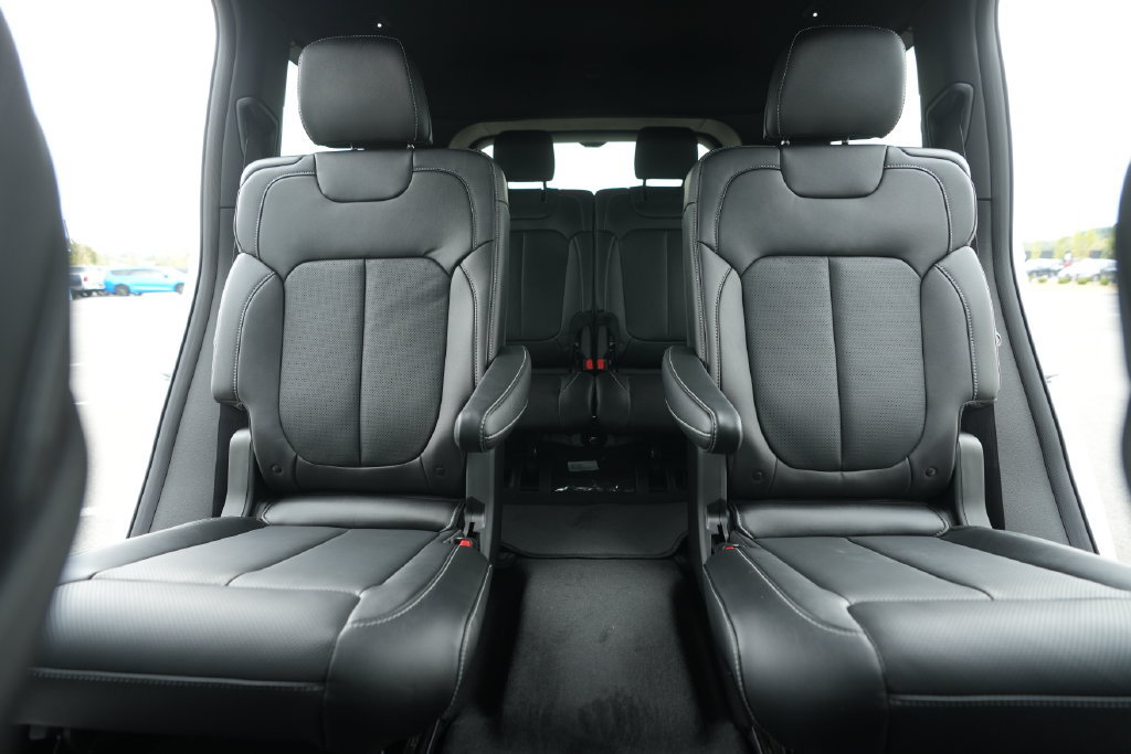 New 2027 Jeep Grand Cherokee L Limited AWD/4WD image 40