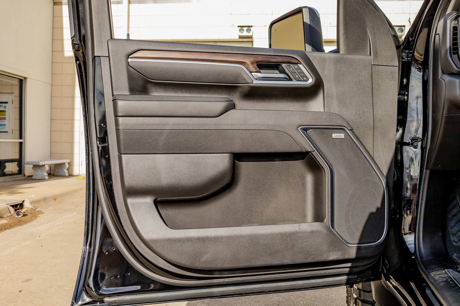 Used 2025 GMC Sierra 3500 SLT w/ Texas SLT Premium Package image 36