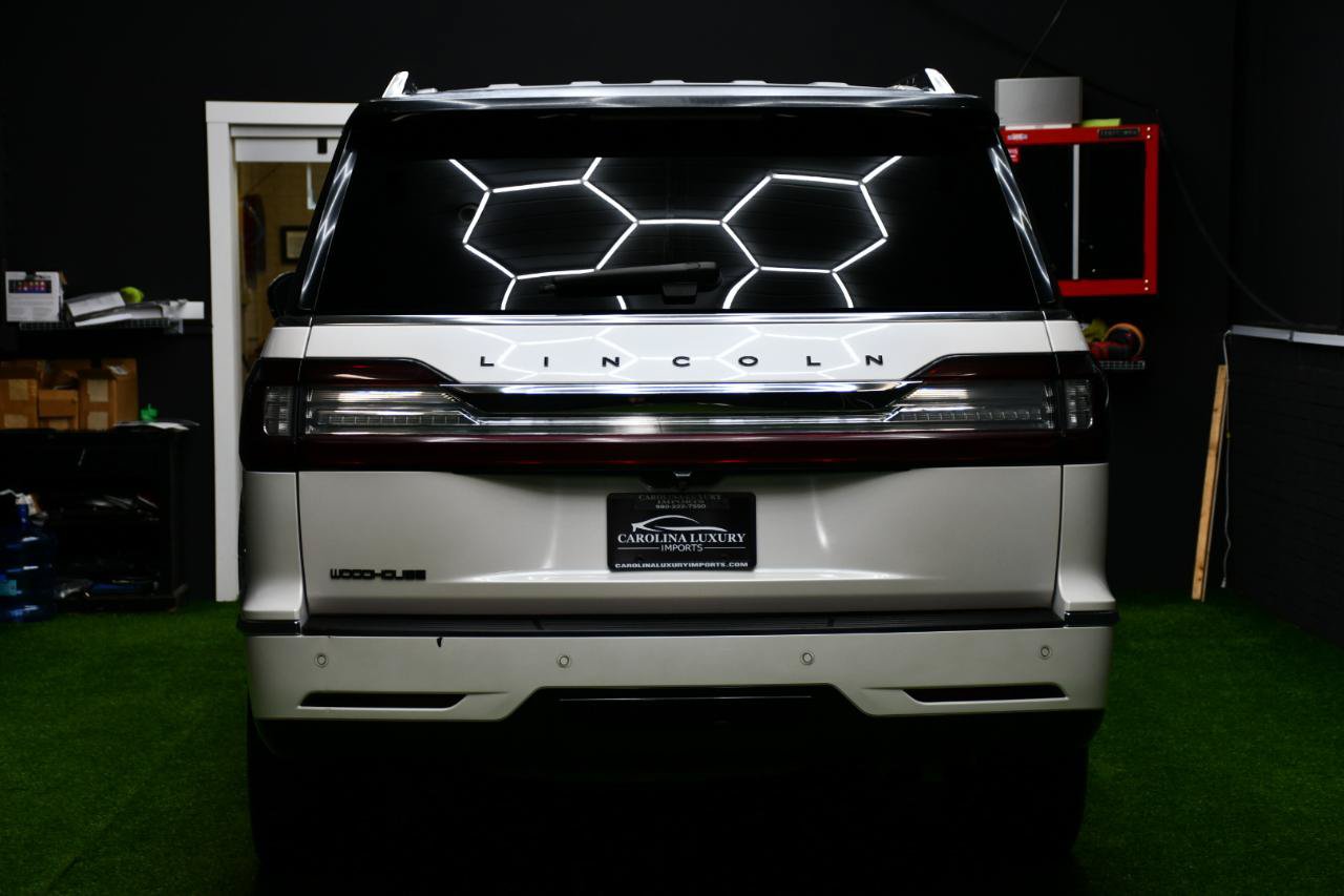 Used 2019 Lincoln Navigator Black Label w/ Cargo Package AWD/4WD image 6