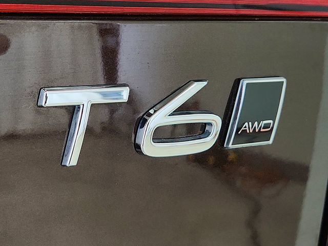 Used 2018 Volvo XC60 T6 Momentum w/ Advanced Package AWD/4WD image 31