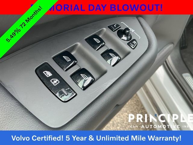 Certified 2025 Volvo XC90 B6 Ultra AWD/4WD image 27