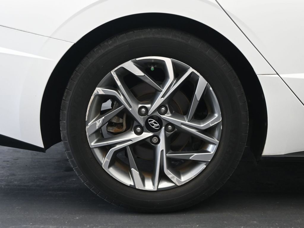 Used 2023 Hyundai Sonata SEL w/ Cargo Package image 9