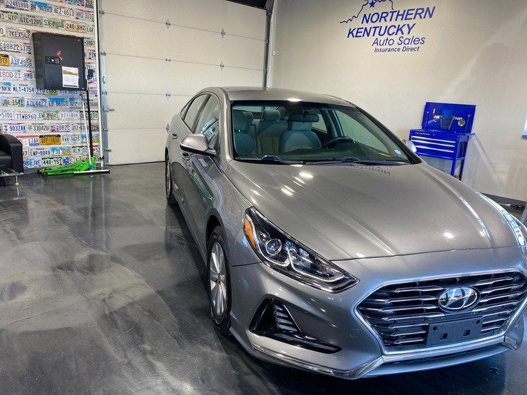 Used 2019 Hyundai Sonata SE image 1