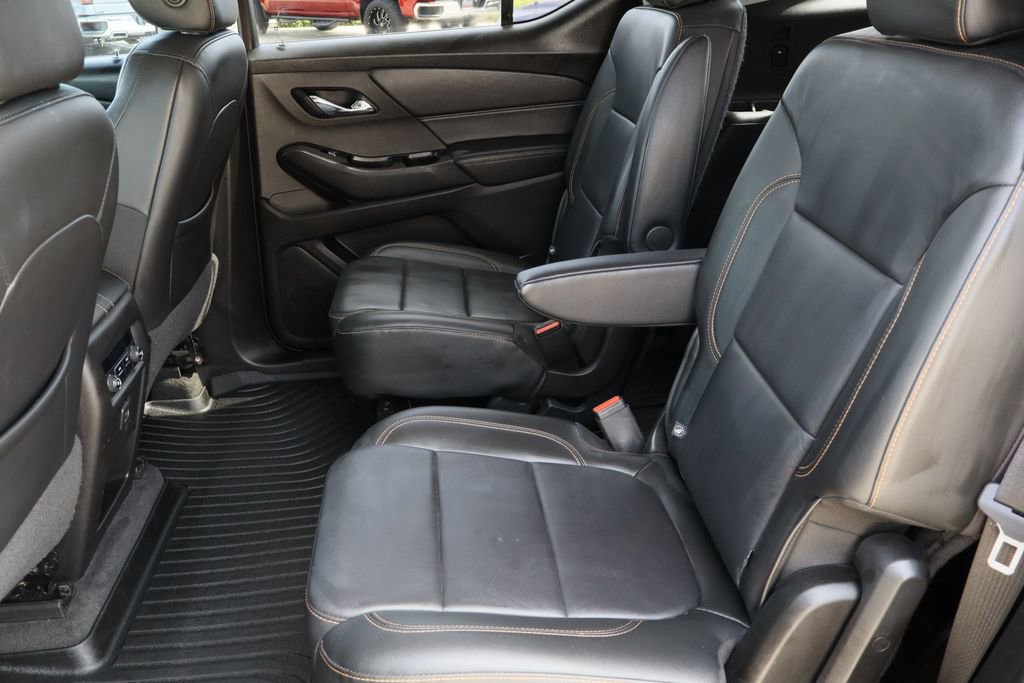Used 2019 Chevrolet Traverse LT FWD image 24