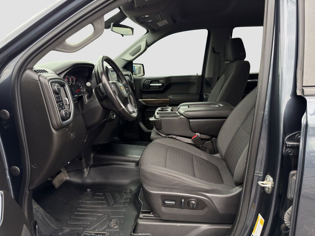 Used 2022 Chevrolet Silverado 1500 LT AWD/4WD image 9