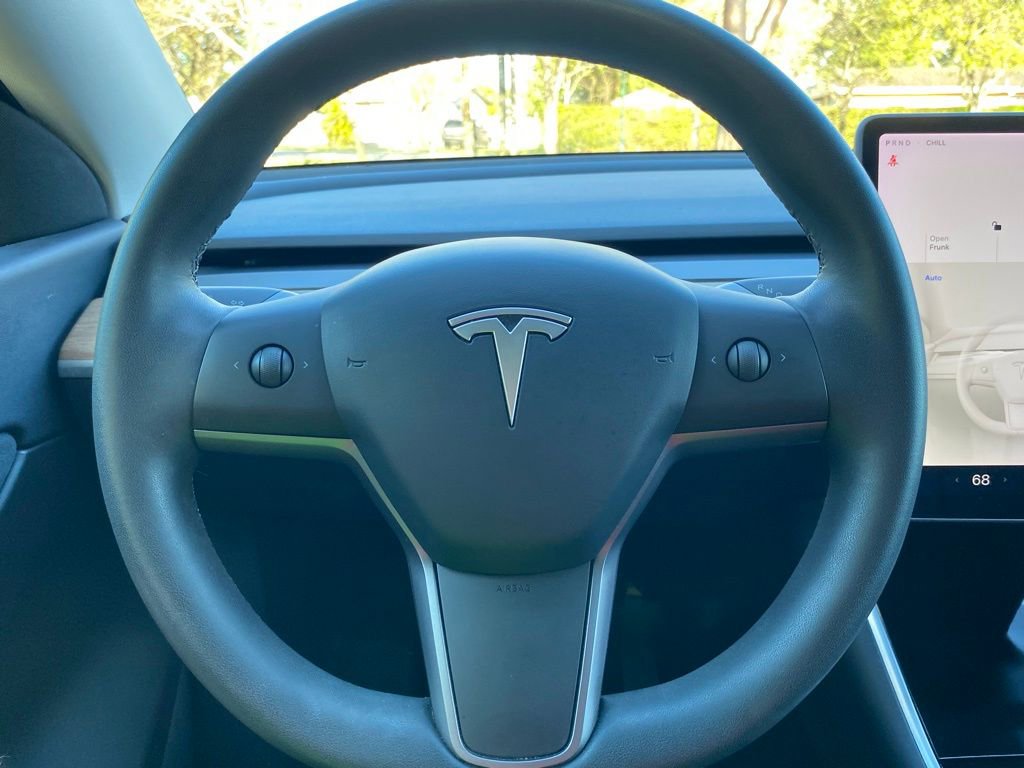 Used 2020 Tesla Model Y Long Range image 27