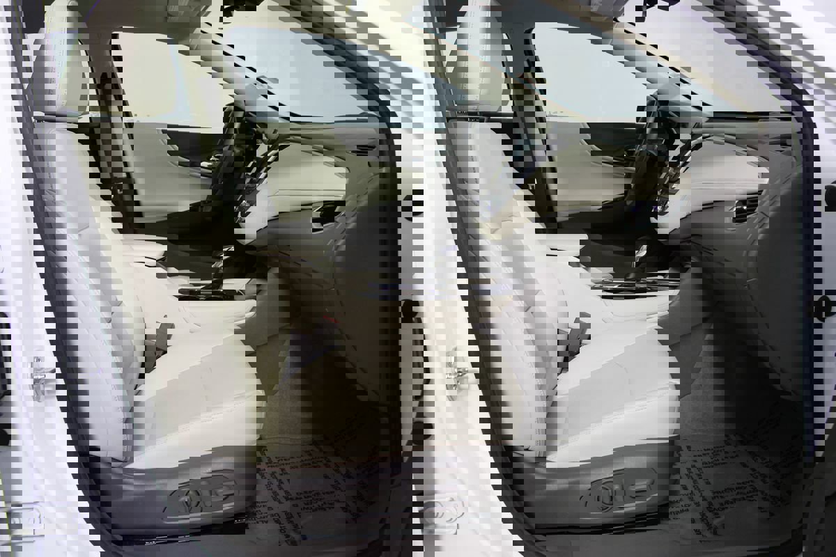 Used 2024 Chevrolet Malibu LT image 23